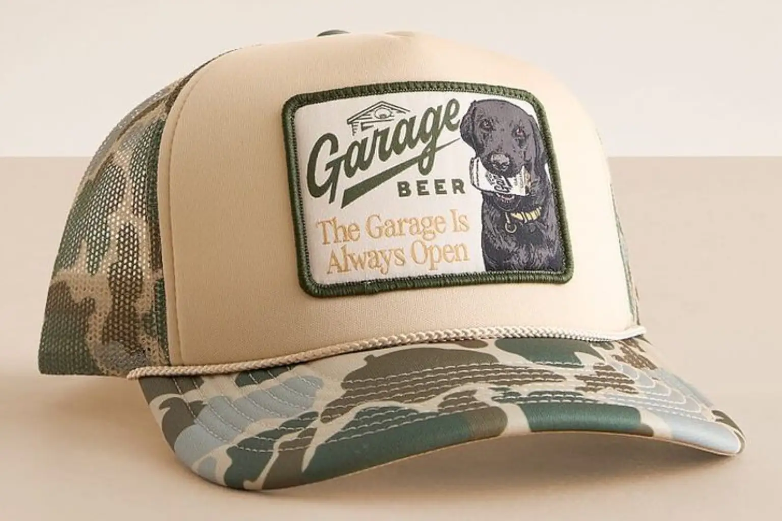 Custom trucker caps (2)