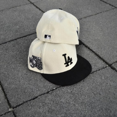 snapback caps